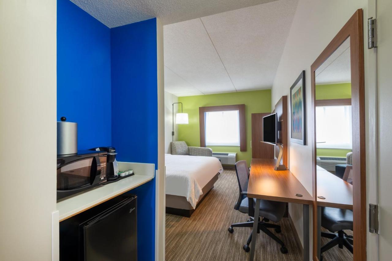 Holiday Inn Express Vermilion By Ihg Exterior foto