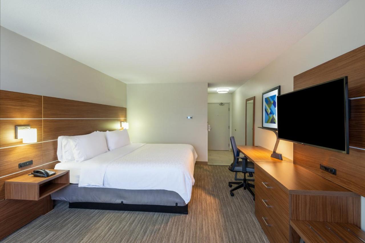 Holiday Inn Express Vermilion By Ihg Exterior foto
